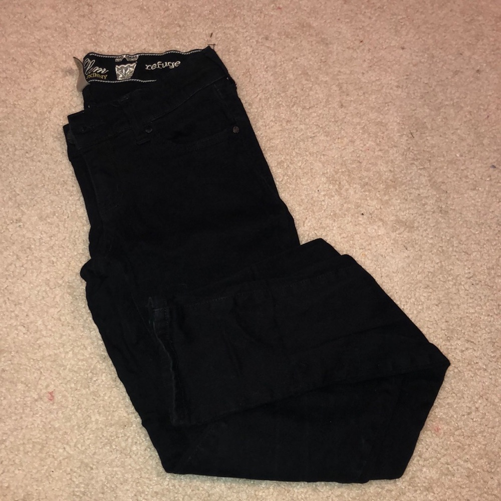 Black skinny jeans